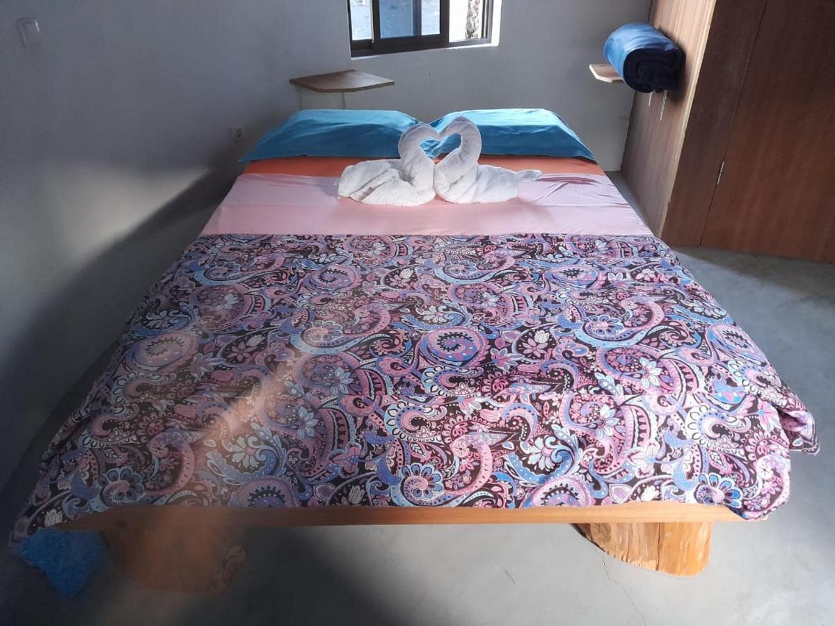 Pensao Casa Jose Doce Bed & Breakfast Portela Bagian luar foto