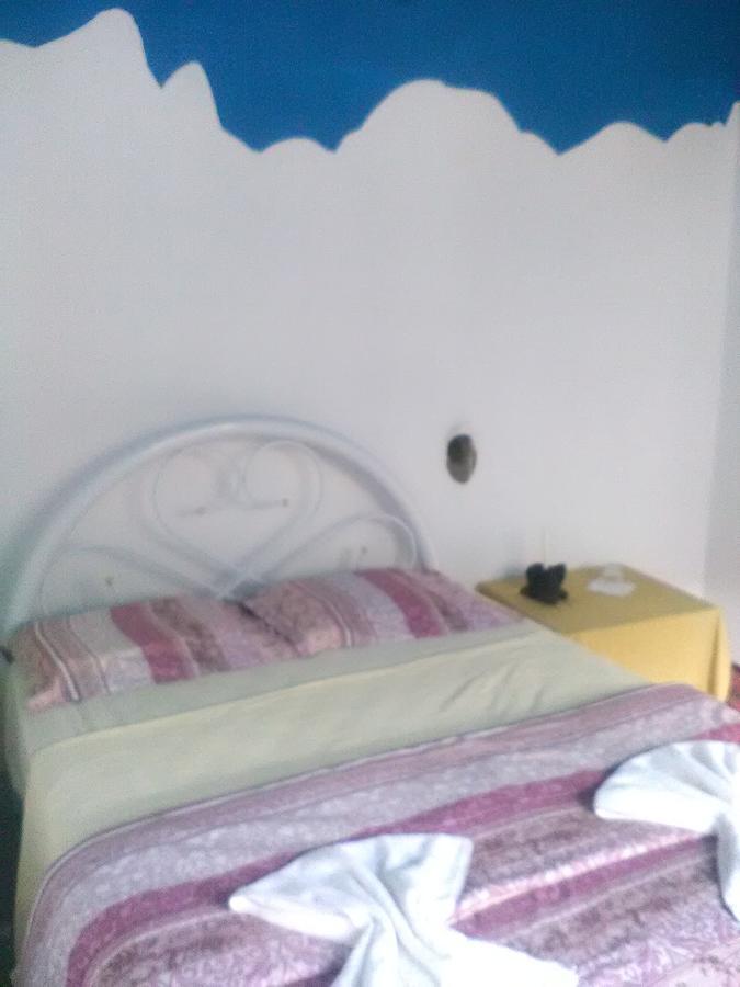 Pensao Casa Jose Doce Bed & Breakfast Portela Bagian luar foto