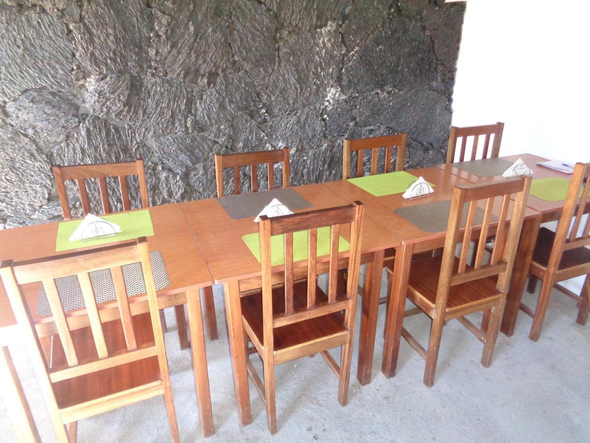 Pensao Casa Jose Doce Bed & Breakfast Portela Bagian luar foto